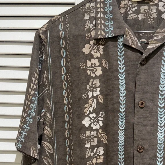 Tommy Bahama Brown and Blue Floral Button Down Silk Shirt Men’s L - Picture 3 of 6